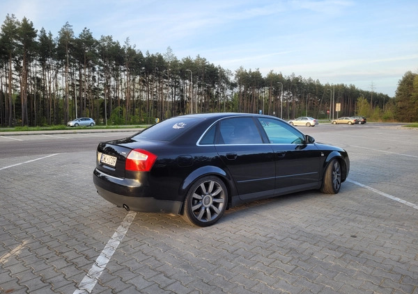 Audi A4 cena 13900 przebieg: 254000, rok produkcji 2001 z Staszów małe 211